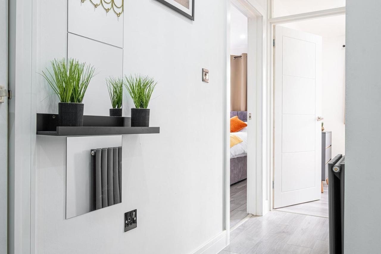 7 Guests - 4 Bedroom - Free Wi-Fi - Кеттерінг Екстер'єр фото