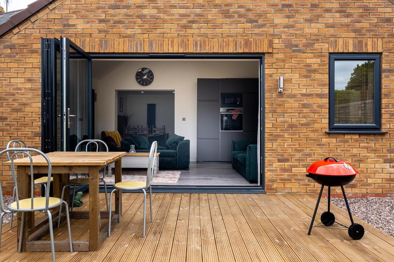 7 Guests - 4 Bedroom - Free Wi-Fi - Кеттерінг Екстер'єр фото