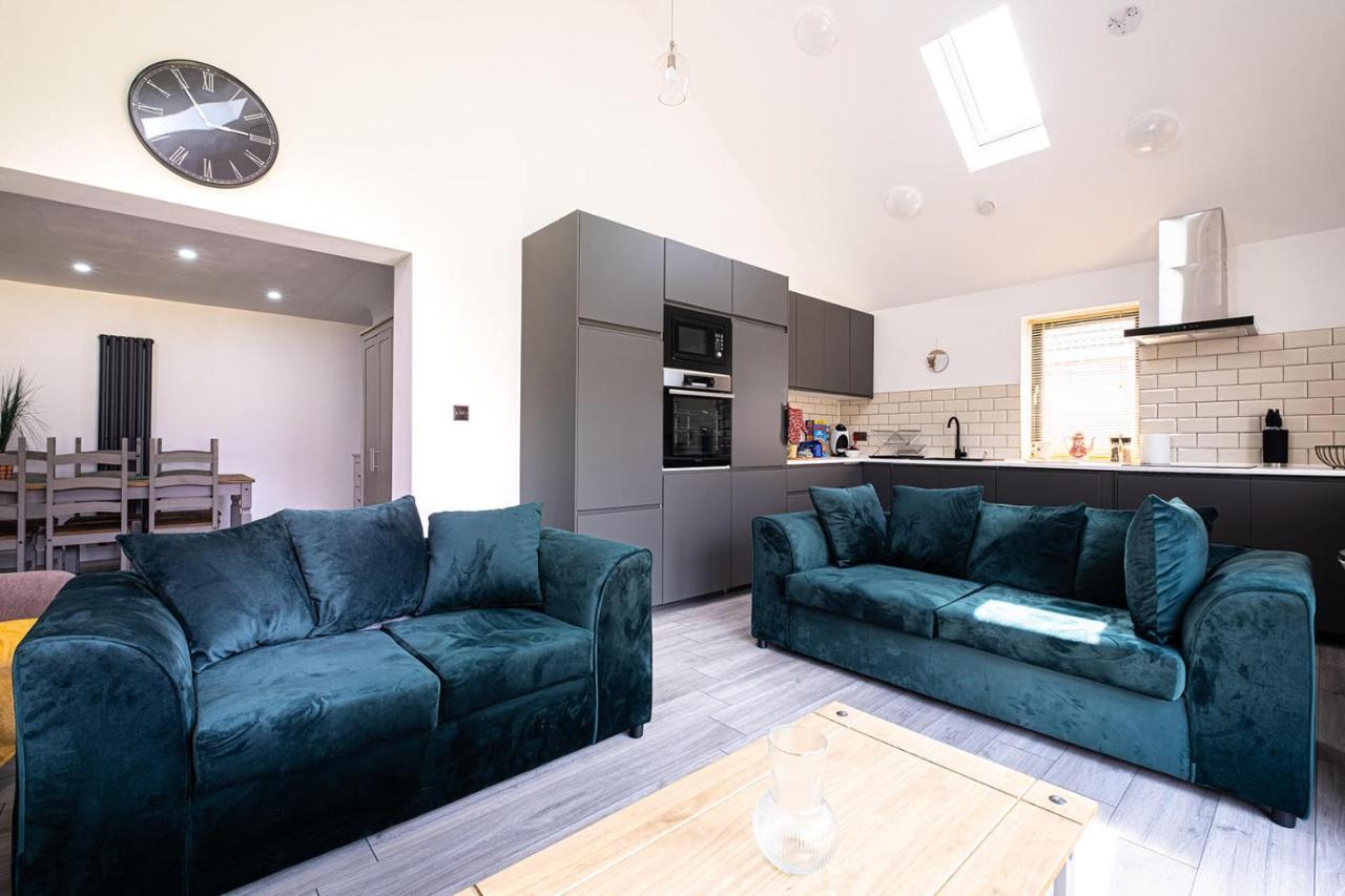 7 Guests - 4 Bedroom - Free Wi-Fi - Кеттерінг Екстер'єр фото